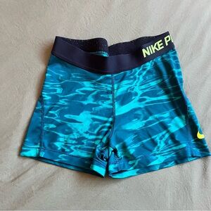 blue printed nike pros